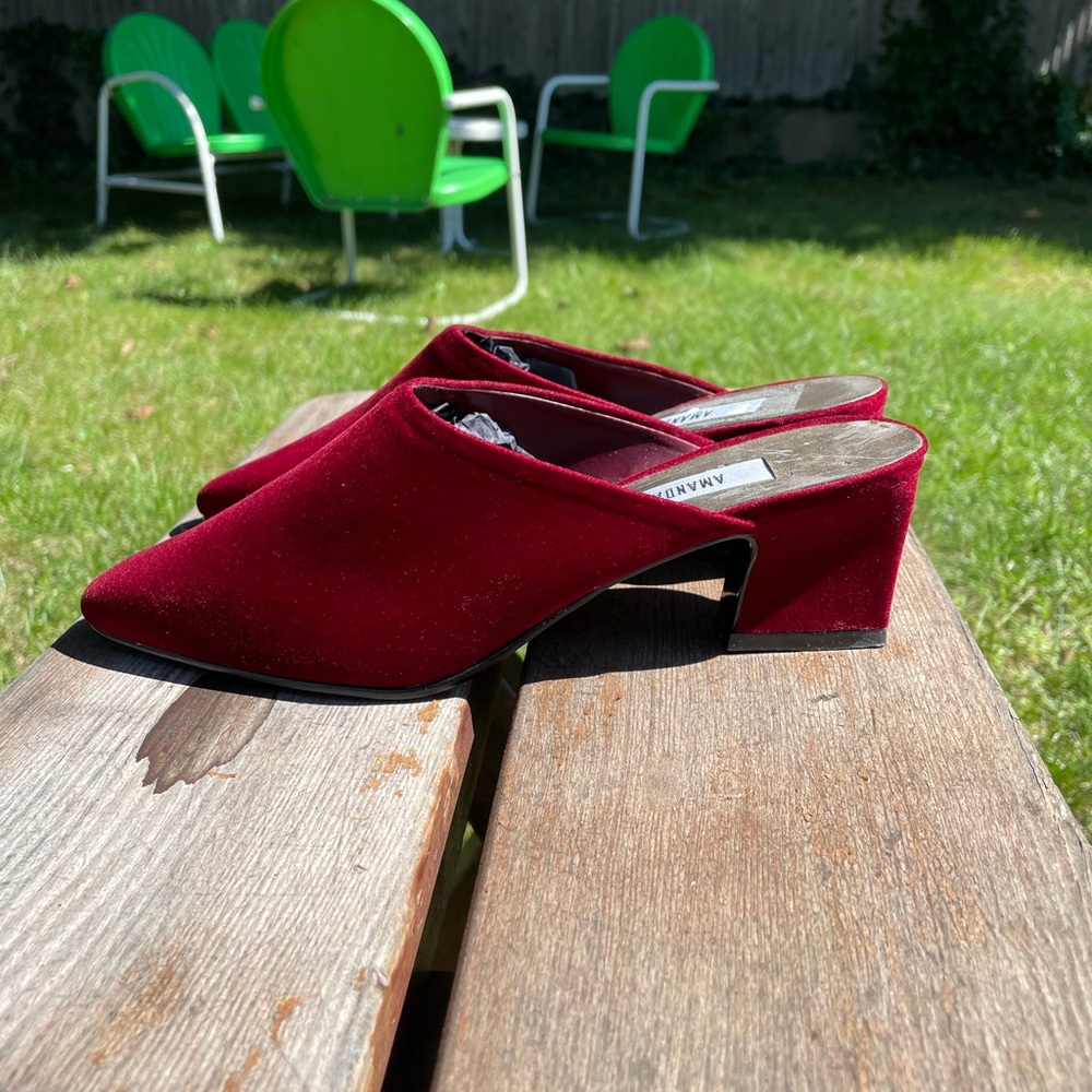 Vintage Chunky Heel Burgundy Mules